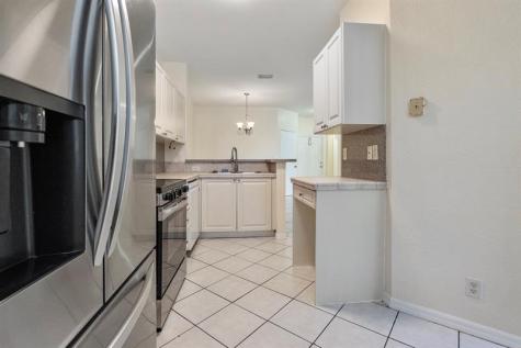 3811 NW 90th Way Sunrise FL 33351
