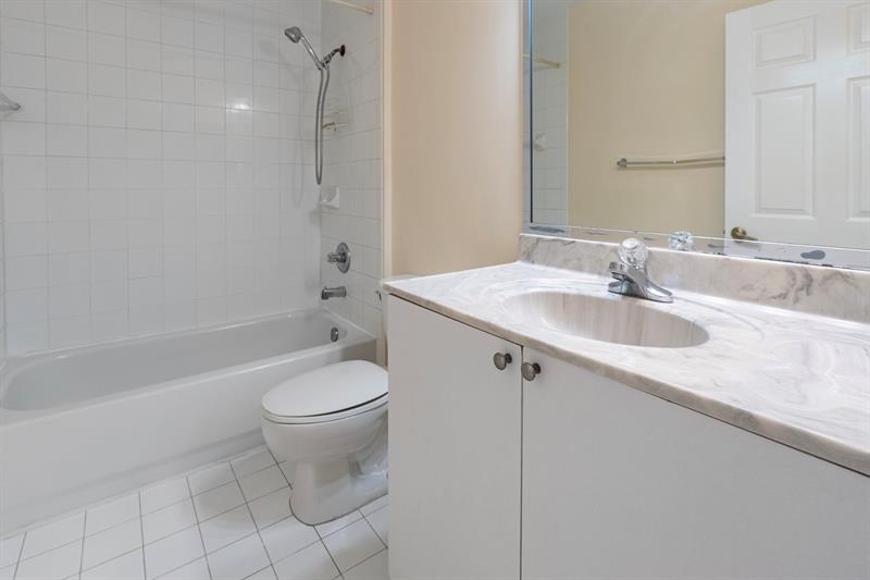 3811 NW 90th Way Sunrise FL 33351