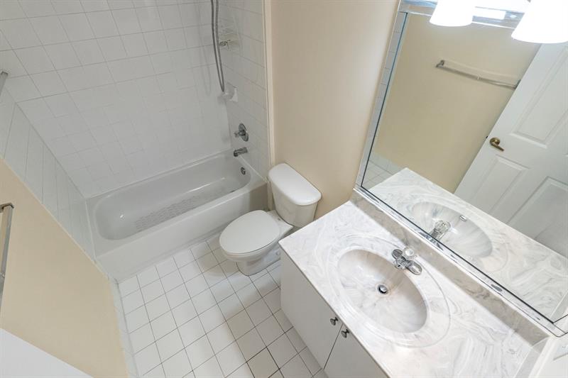 3811 NW 90th Way Sunrise FL 33351