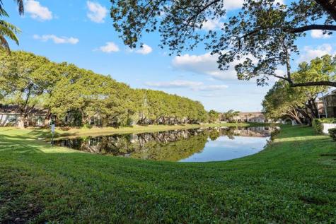 3811 NW 90th Way Sunrise FL 33351