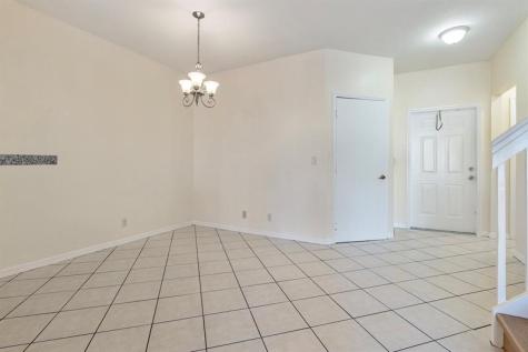 3811 NW 90th Way Sunrise FL 33351