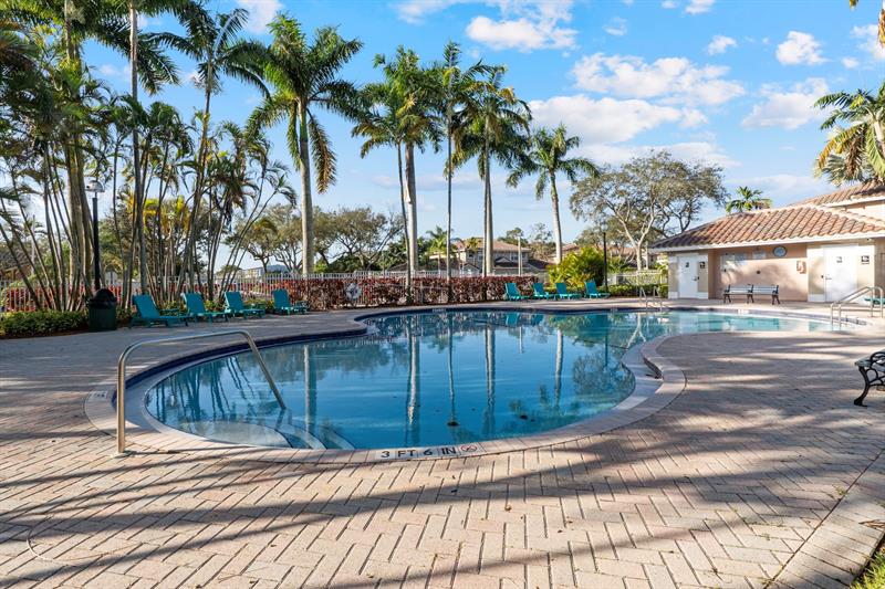 3811 NW 90th Way Sunrise FL 33351