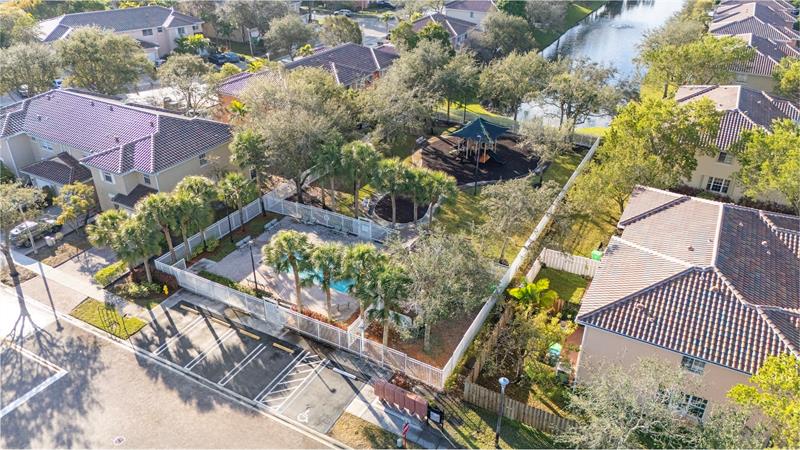 3811 NW 90th Way Sunrise FL 33351