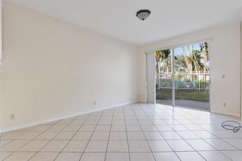 3811 NW 90th Way Sunrise FL 33351