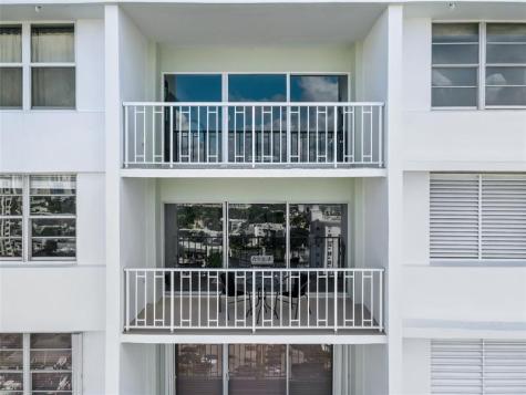500 Bayview Drive Sunny Isles Beach FL 33160