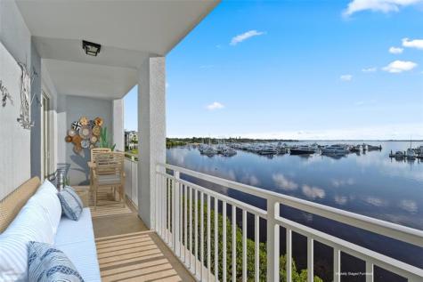 675 NW Flagler Avenue Stuart FL 34994