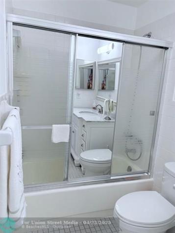 1055 Country Club Drive Margate FL 33063