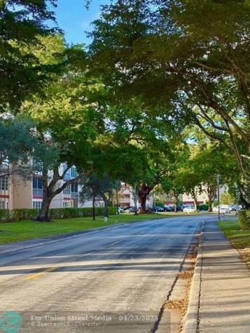 1055 Country Club Drive Margate FL 33063