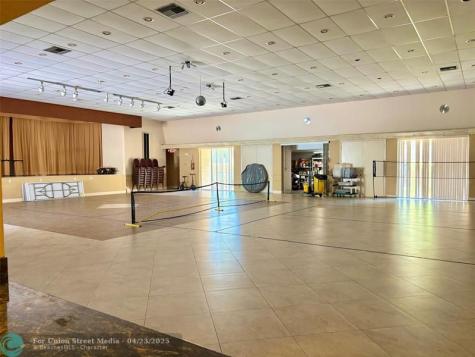 1055 Country Club Drive Margate FL 33063