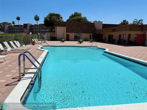 1055 Country Club Drive Margate FL 33063