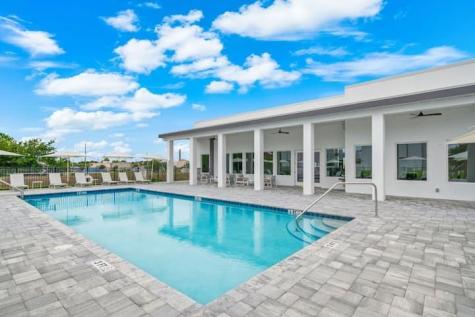 288 Famagusta Davenport FL 33896