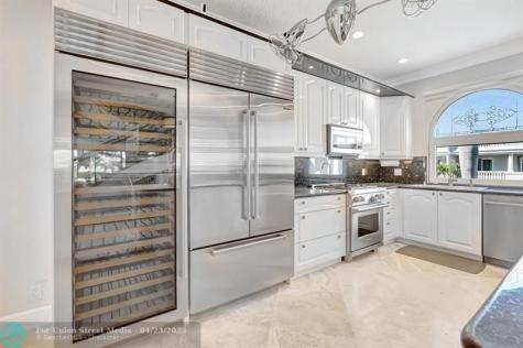 1770 Bay Drive Pompano Beach FL 33062
