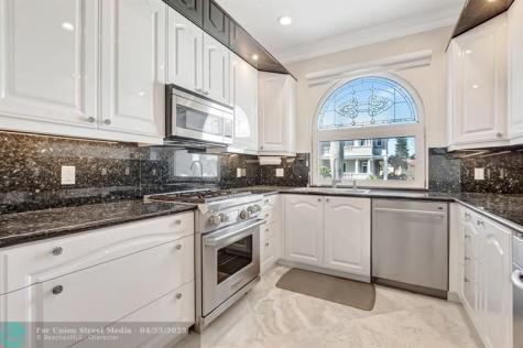 1770 Bay Drive Pompano Beach FL 33062