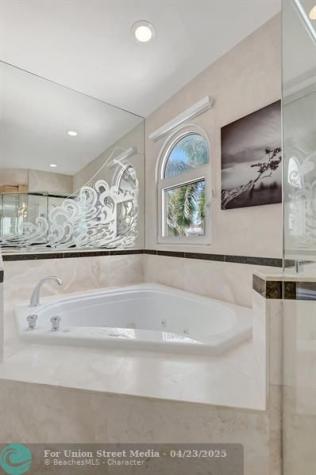1770 Bay Drive Pompano Beach FL 33062