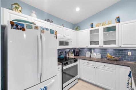 223 River Walk Hutchinson Island FL 34949