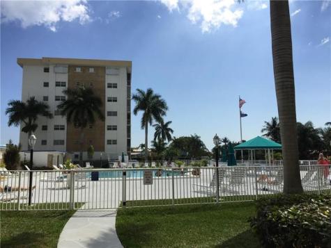 3040 NE 16th Avenue Oakland Park FL 33334
