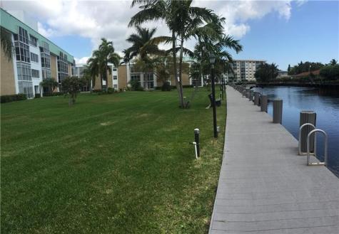 3040 NE 16th Avenue Oakland Park FL 33334