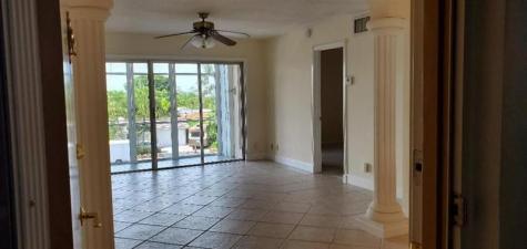 3040 NE 16th Avenue Oakland Park FL 33334