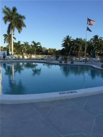 3040 NE 16th Avenue Oakland Park FL 33334