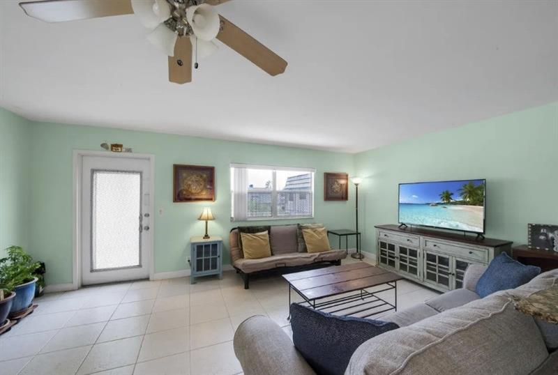 223 Flanders E Delray Beach FL 33484