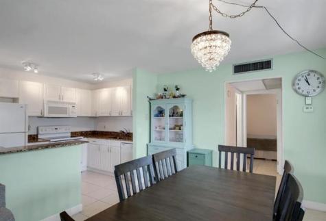 223 Flanders E Delray Beach FL 33484