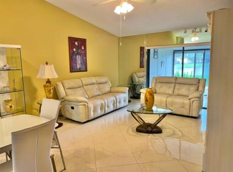 809 Sky Pine Way Greenacres FL 33415