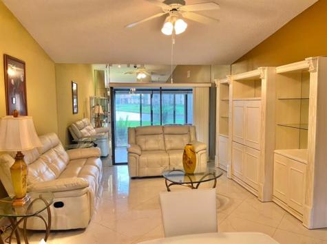 809 Sky Pine Way Greenacres FL 33415