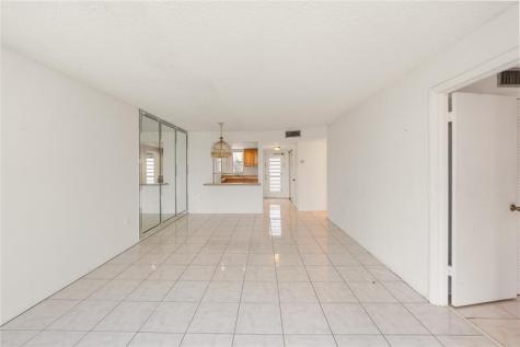 8081 N Sunrise Lakes Drive Fort Lauderdale FL 33322