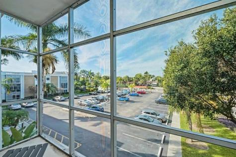 3000 NE 16th Avenue Oakland Park FL 33334