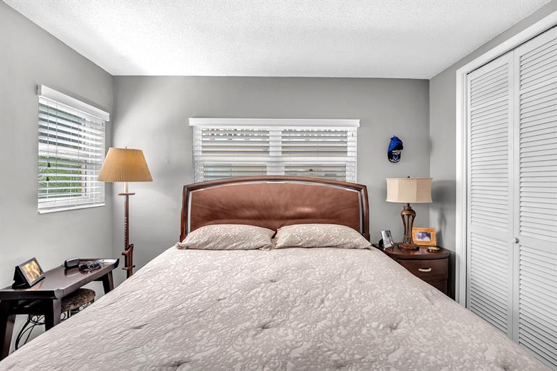 2131 NE 42nd Court Lighthouse Point FL 33064