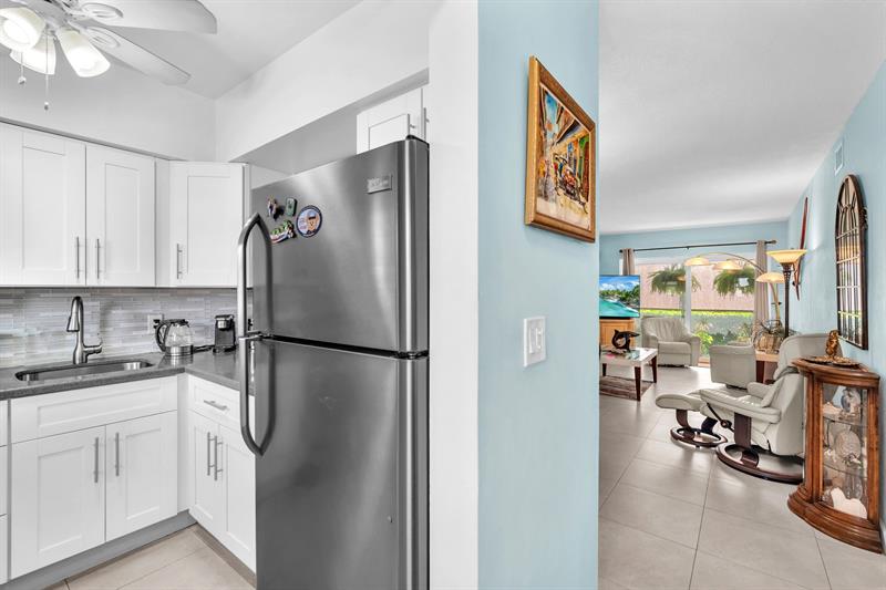 2131 NE 42nd Court Lighthouse Point FL 33064