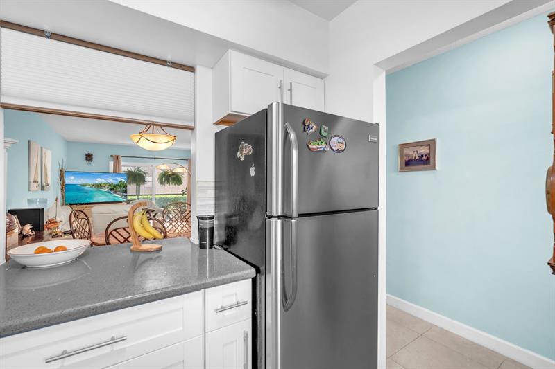 2131 NE 42nd Court Lighthouse Point FL 33064