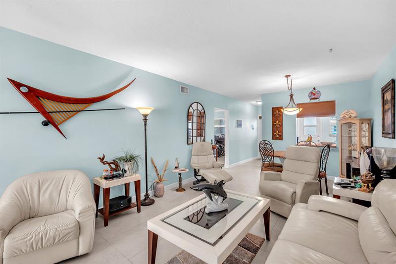 2131 NE 42nd Court Lighthouse Point FL 33064