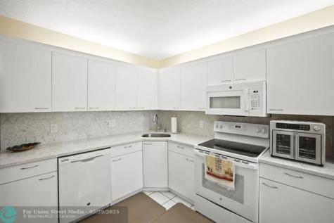 4161 Coral Tree Circle Coconut Creek FL 33073