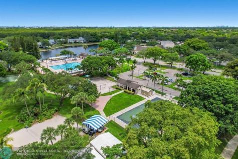 4161 Coral Tree Circle Coconut Creek FL 33073