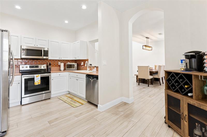 7551 S Aragon Boulevard Sunrise FL 33313