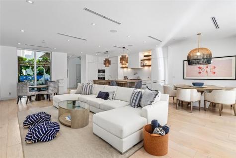 1022 Langer Way Delray Beach FL 33483
