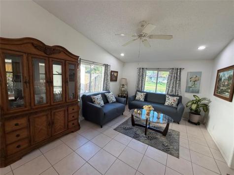 6711 S Parkway Drive Margate FL 33068
