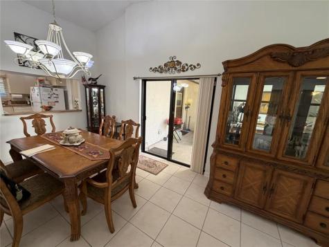 6711 S Parkway Drive Margate FL 33068