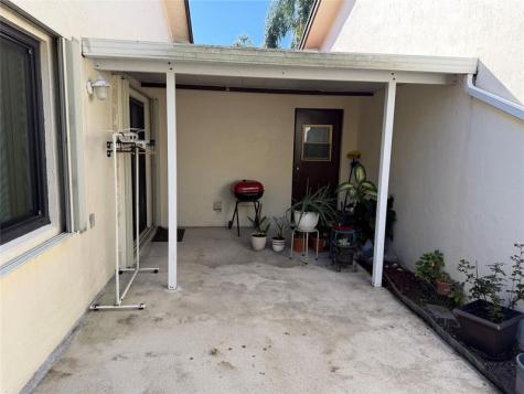 6711 S Parkway Drive Margate FL 33068