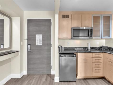 2670 E Sunrise Boulevard Fort Lauderdale FL 33304
