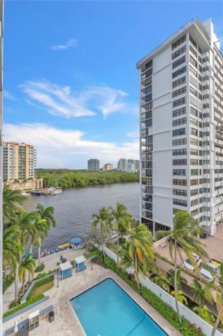 2670 E Sunrise Boulevard Fort Lauderdale FL 33304