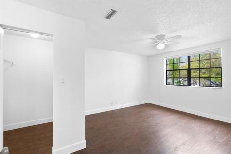 11295 W Atlantic Coral Springs FL 33071