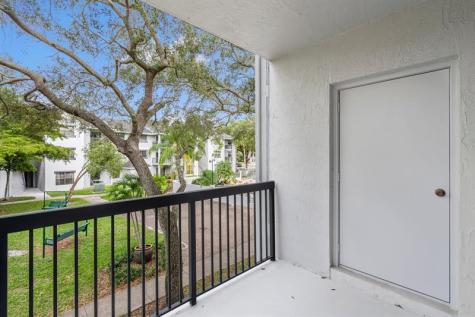 11295 W Atlantic Coral Springs FL 33071