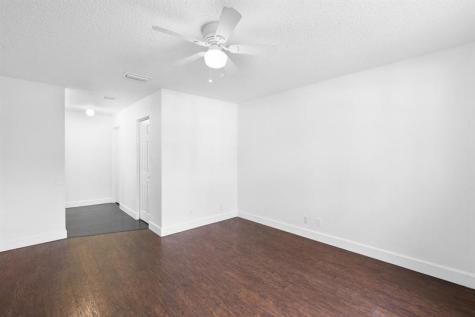 11295 W Atlantic Coral Springs FL 33071