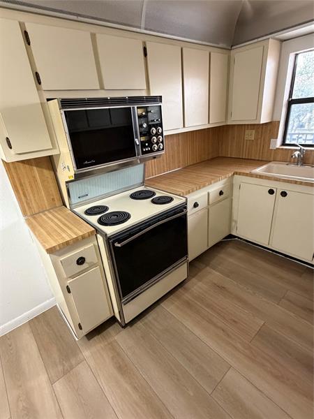 10145 Sunrise Lakes Sunrise FL 33322