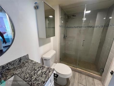 3731 N Country Club Drive Aventura FL 33180