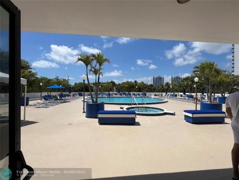 3731 N Country Club Drive Aventura FL 33180