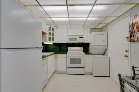 2000 S Ocean Boulevard Lauderdale By The Sea FL 33062