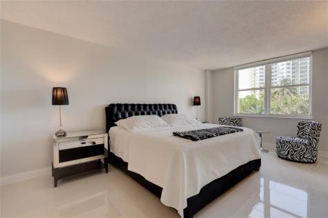 2000 S Ocean Boulevard Lauderdale By The Sea FL 33062
